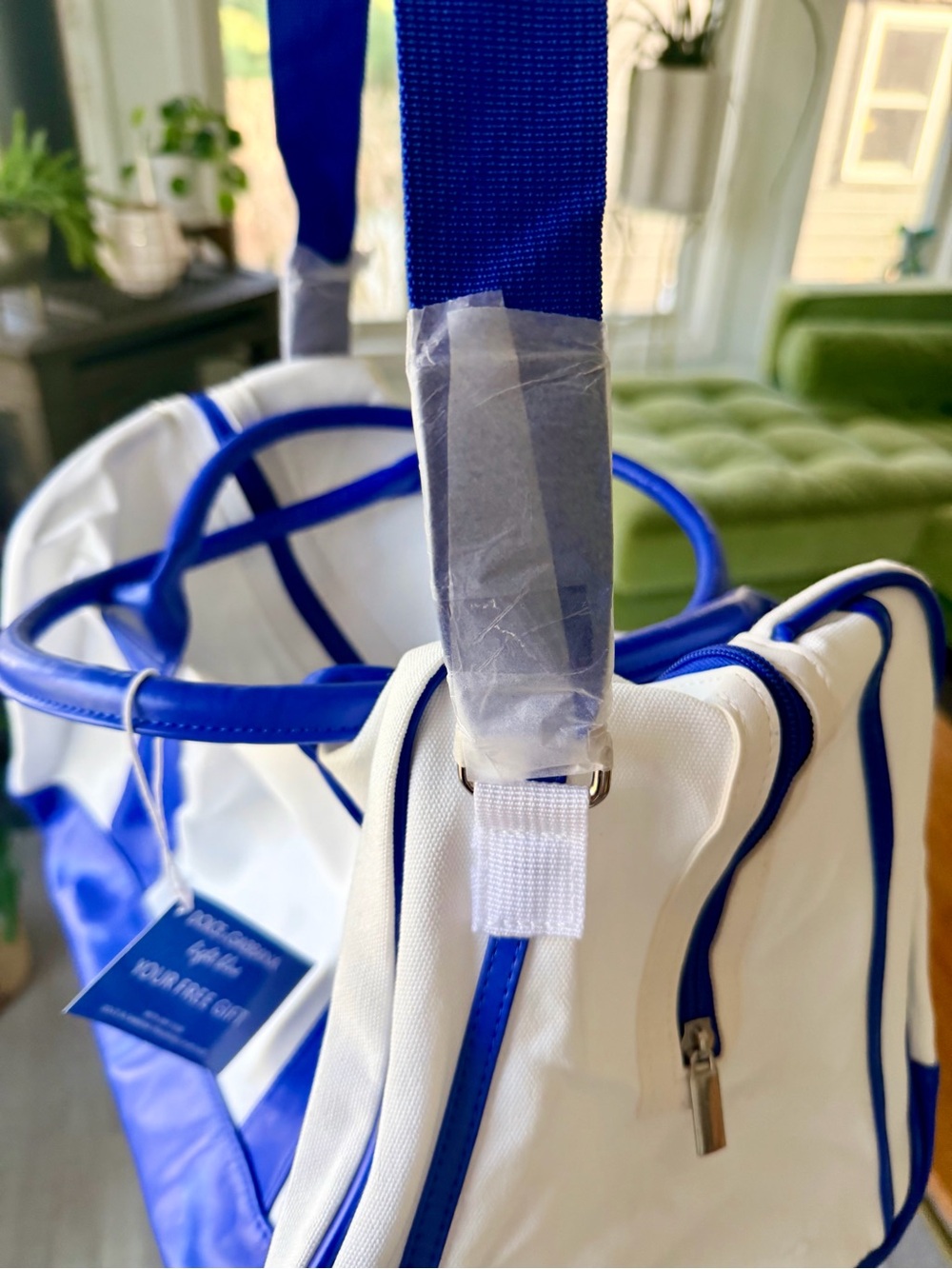 BRAND NEW Dolce & Gabbana ‘Light Blue’ Duffle SEALED in Plastic Bag 2 Way Carry - Picture 8 of 16